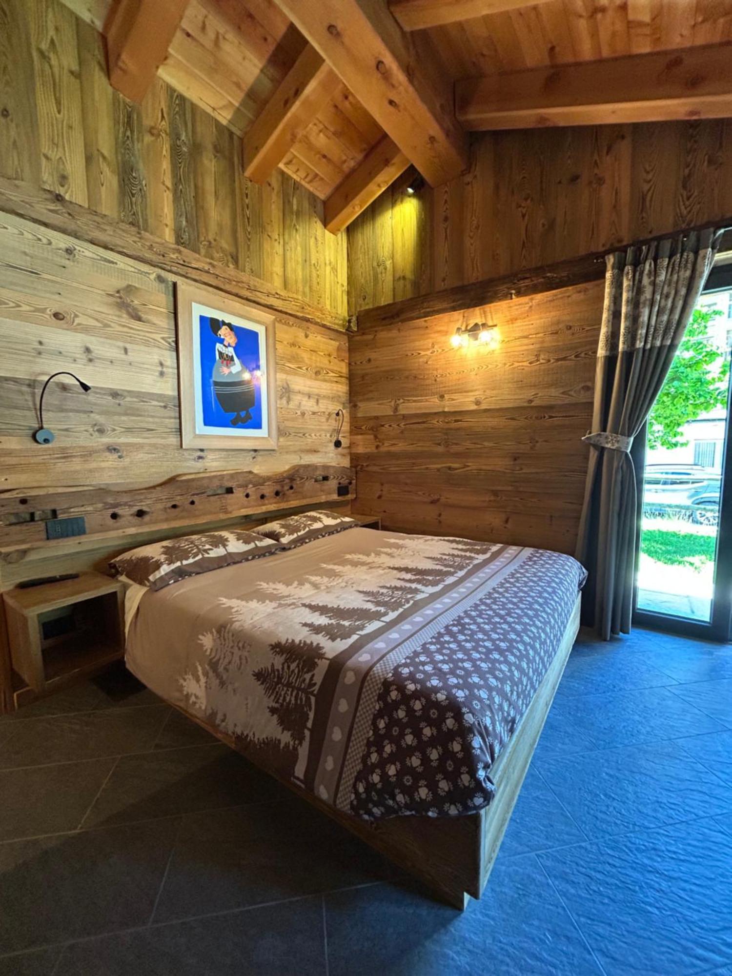 One-Bedroom Chalet