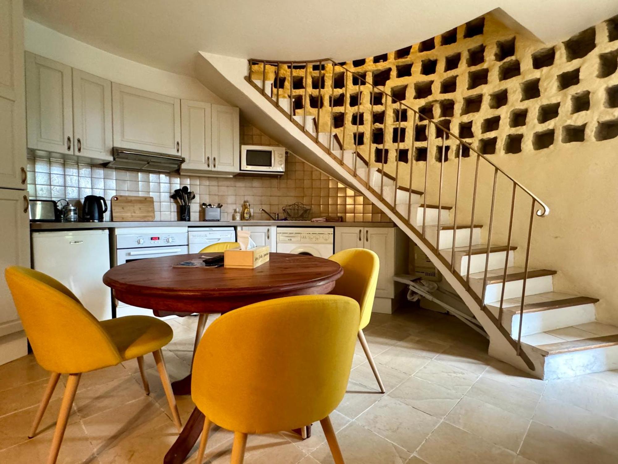 Two-Bedroom Apartment,410566599:JPEG