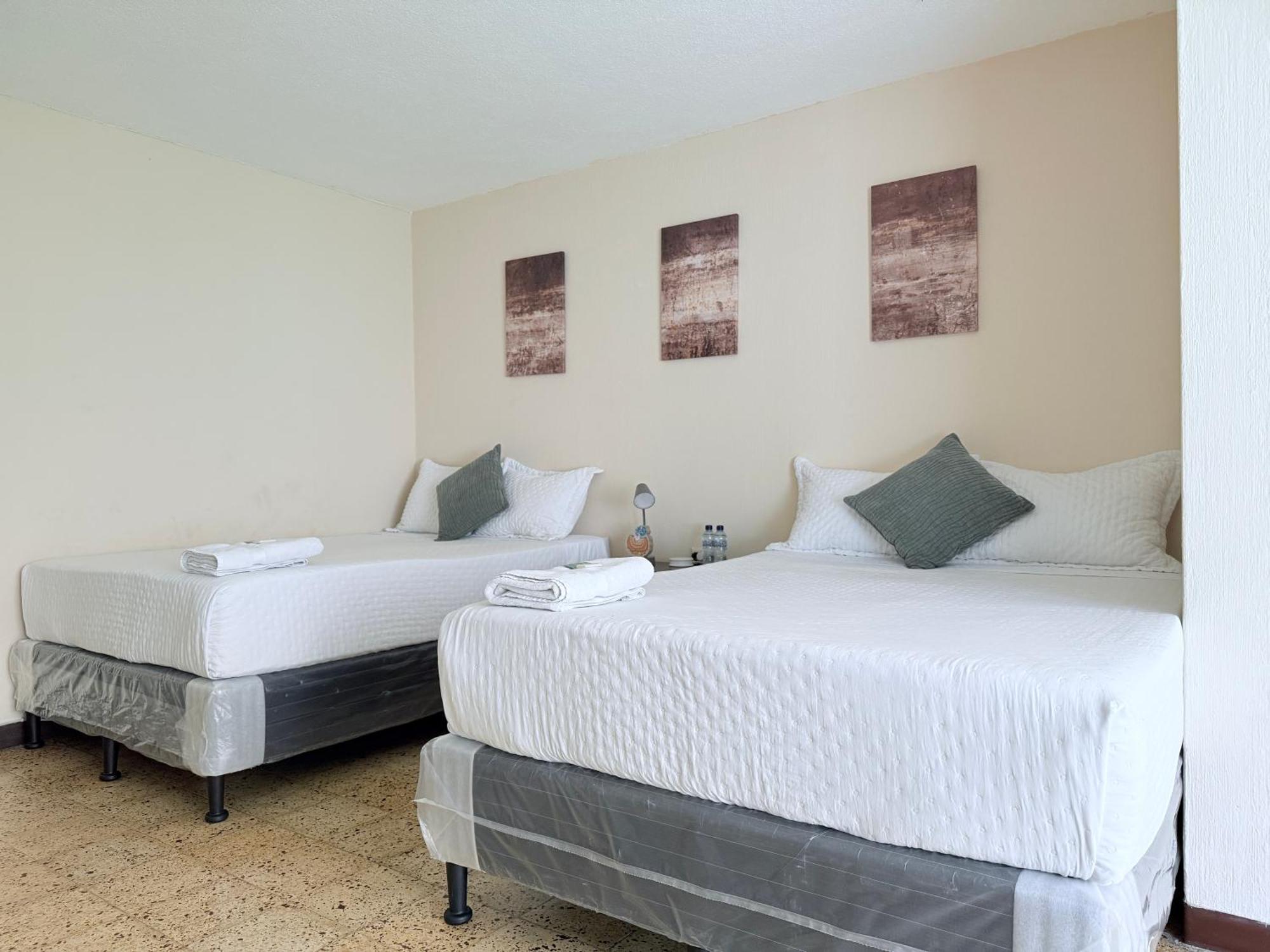 Double Room Private Bathroom