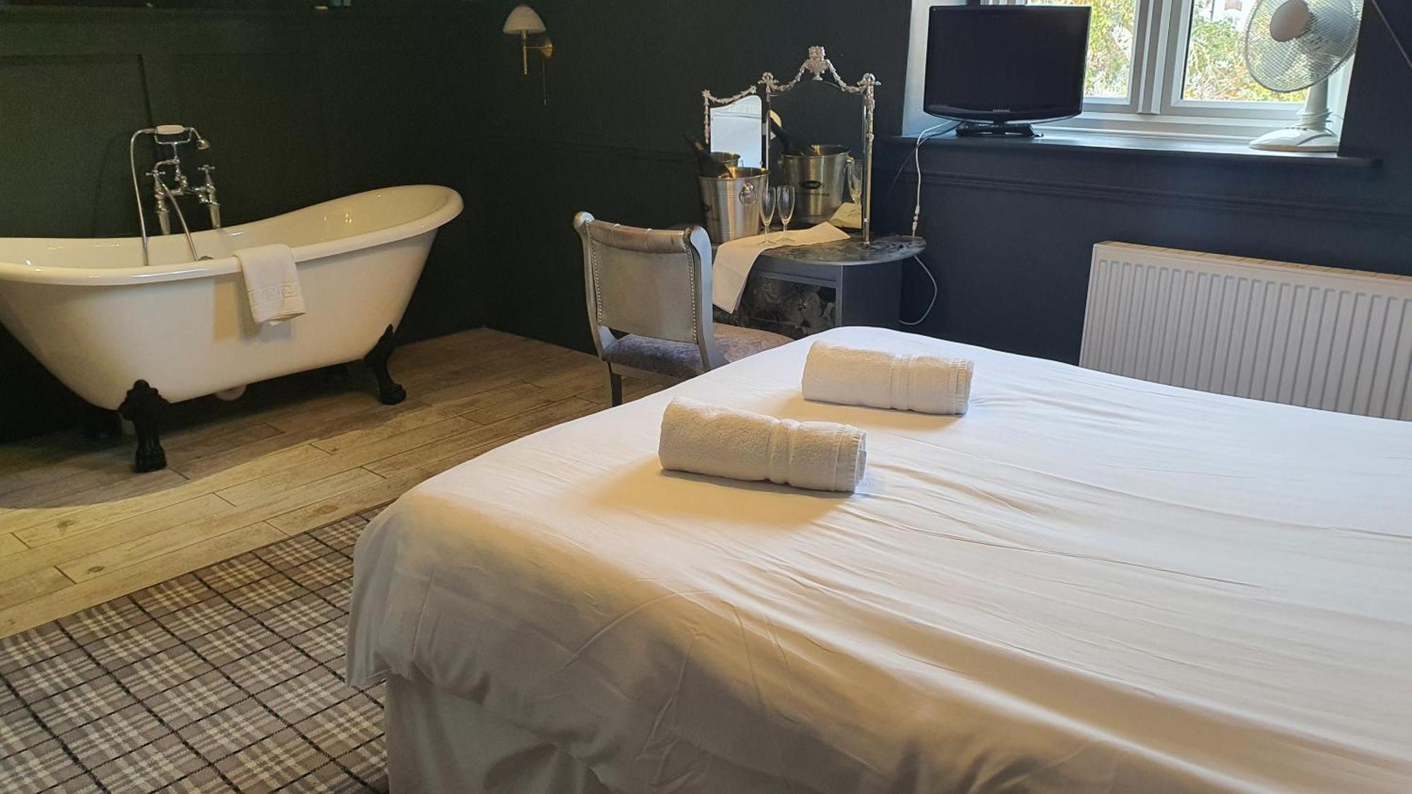 Superior Double Room,1765591853:JPEG