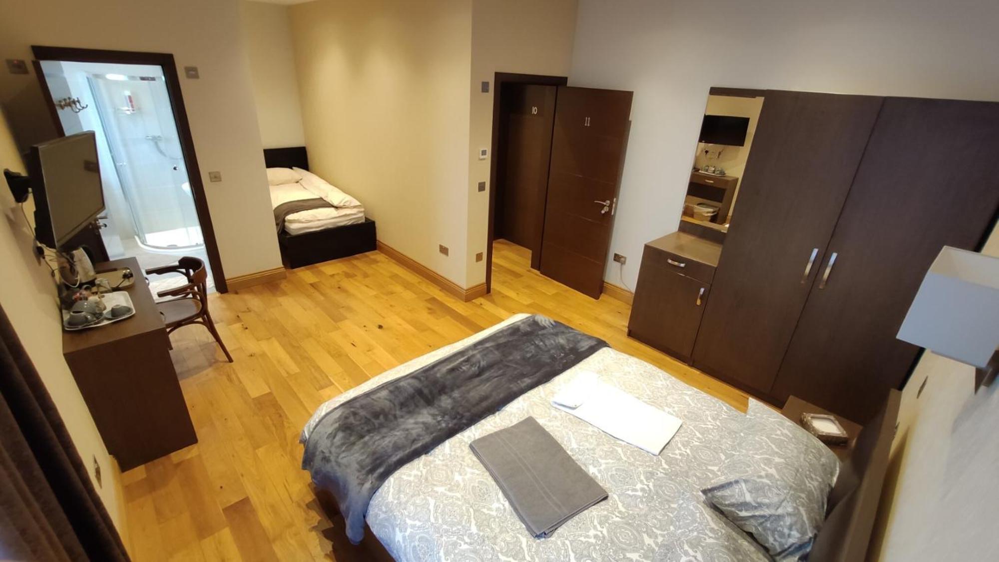 Deluxe Triple Room,1683856438:JPEG
