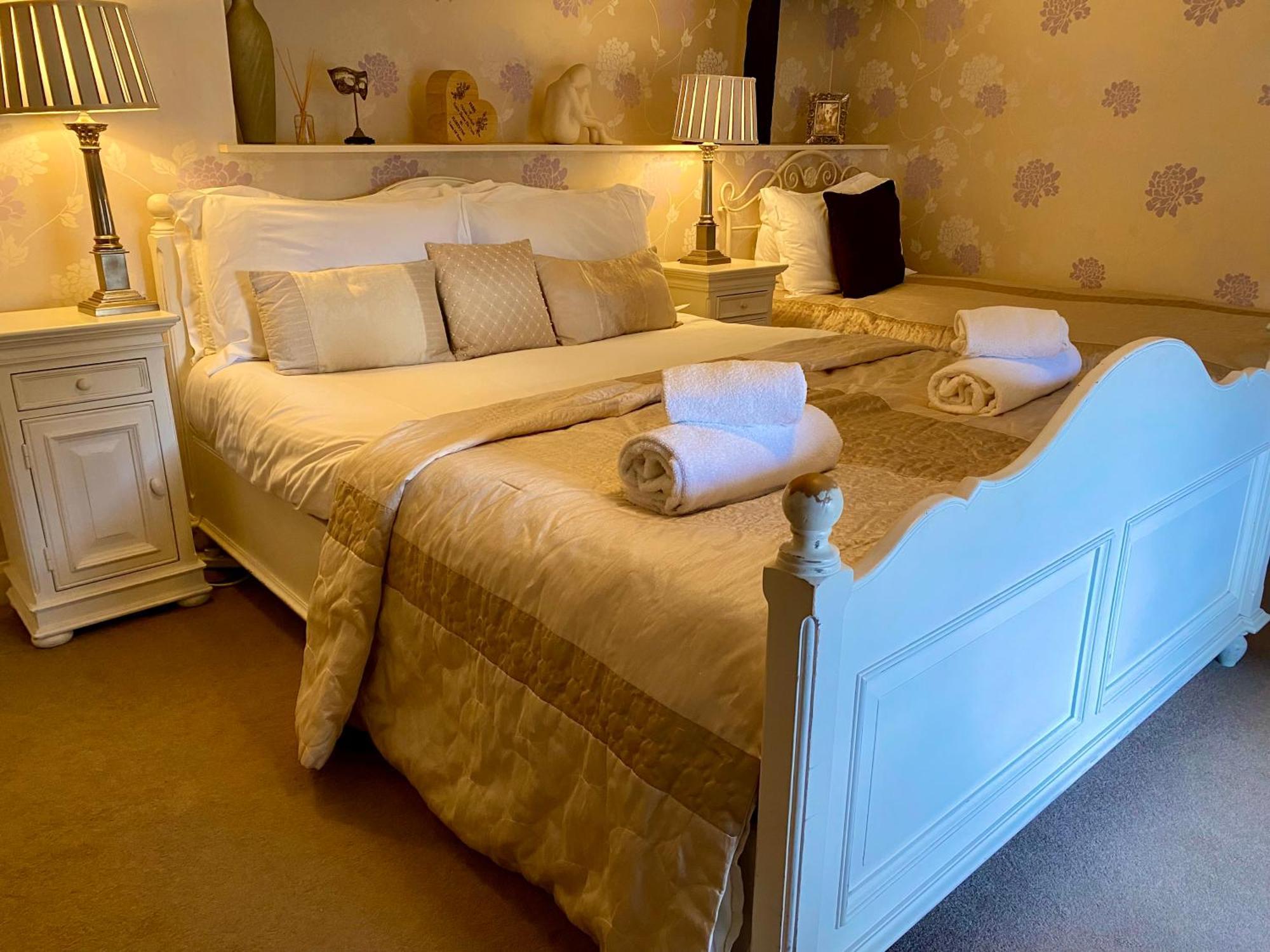 Deluxe Double or Twin Room