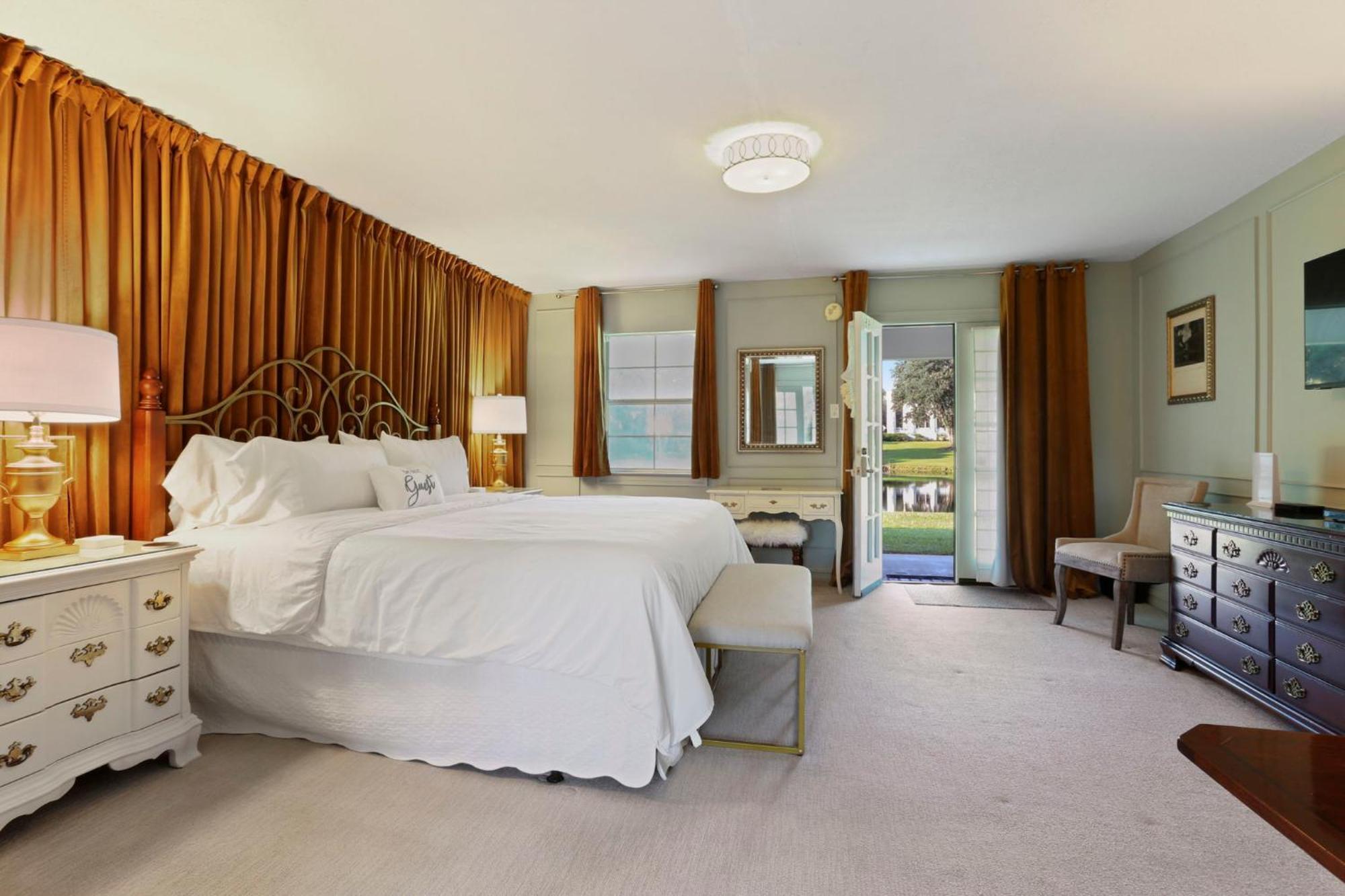 Double Room Balcony,1698364621:JPEG