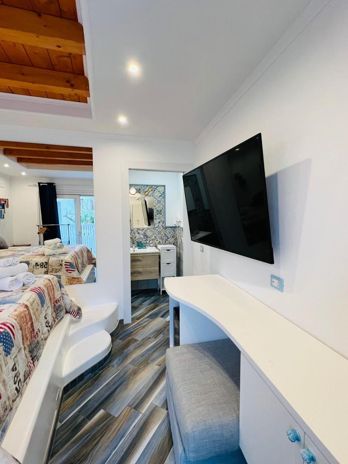 Large Double Room