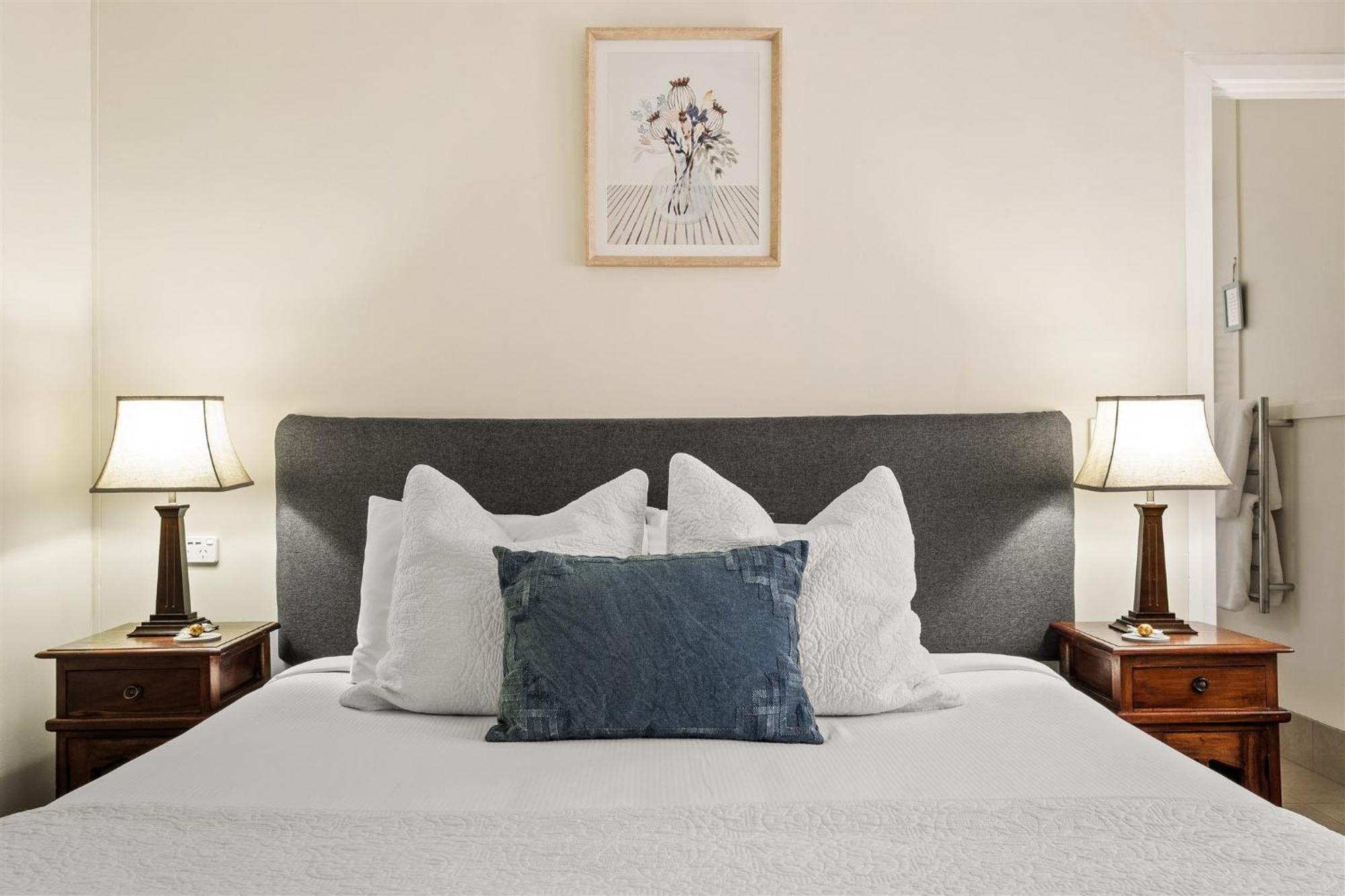 Autumn King Room