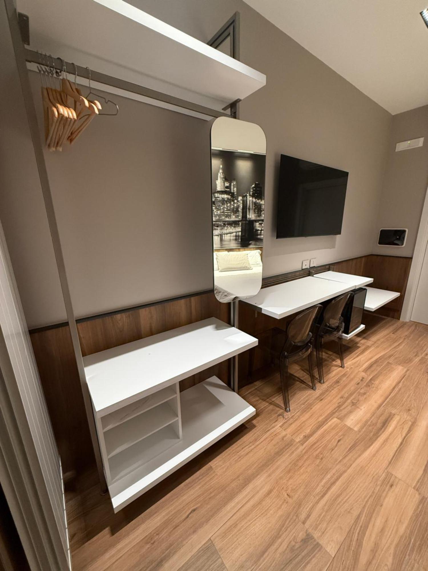 King Room Spa Bath,1705041641:JPEG