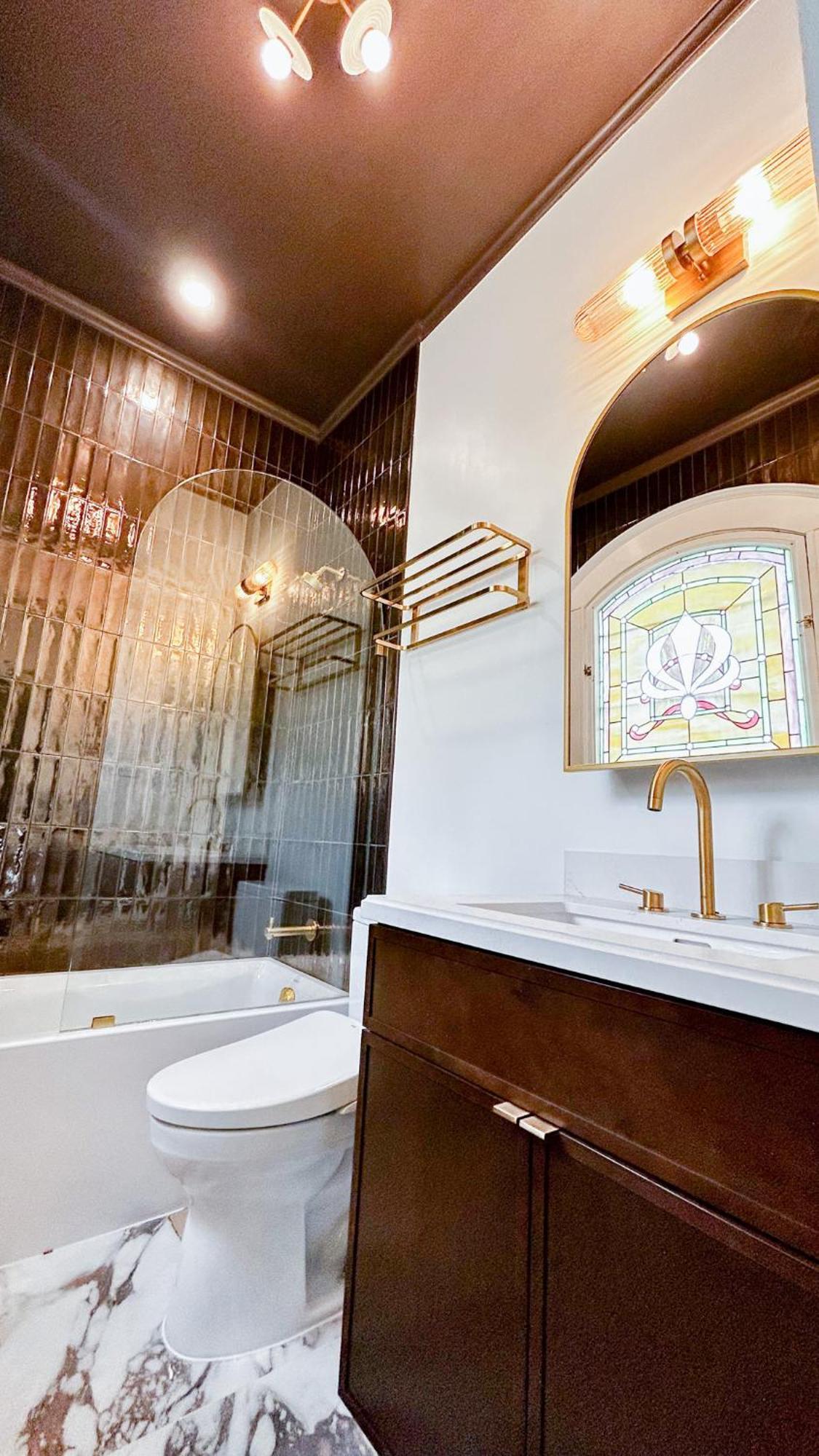 Deluxe Queen Room,1708928240:JPEG
