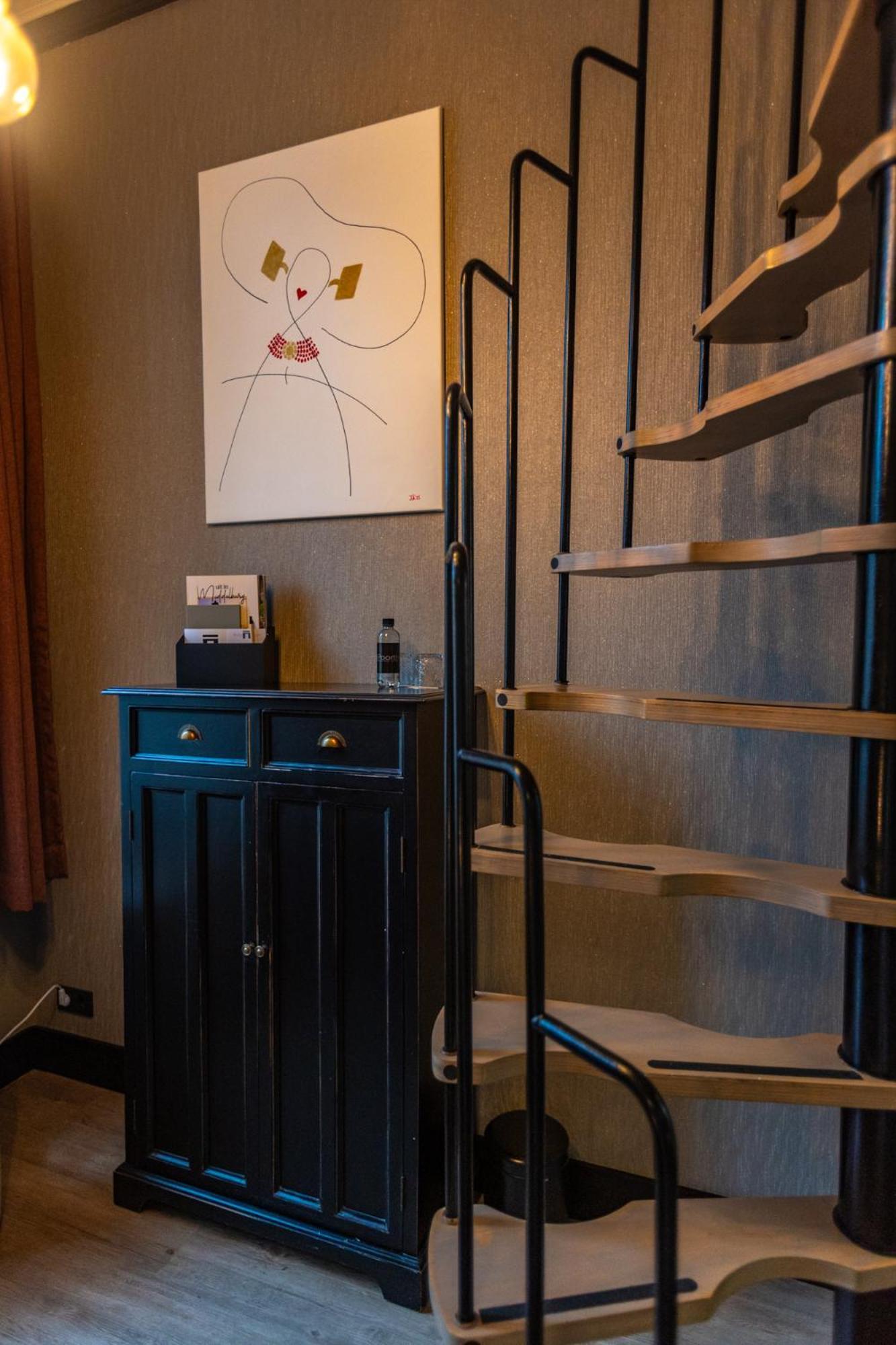Budget Single Room,1710619925:JPEG