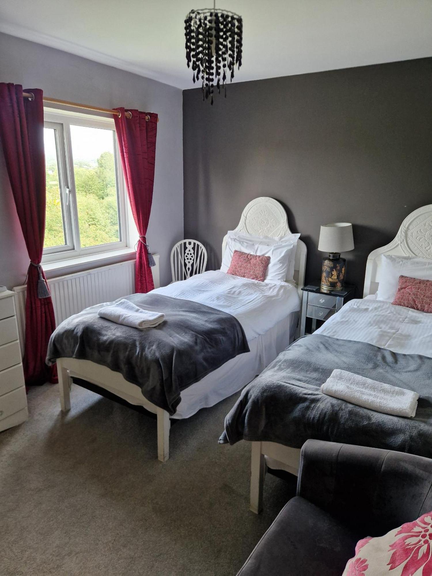 Twin Room with Bath,1710637644:JPEG