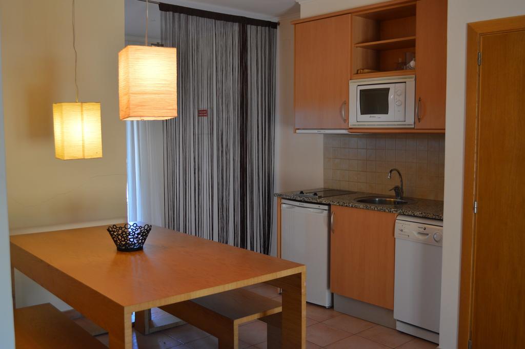 One-Bedroom Apartment,1013675263:JPEG