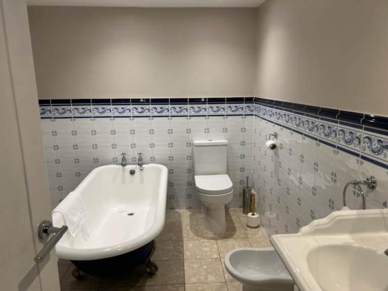 Large Double Room with River View,1739441644:JPEG