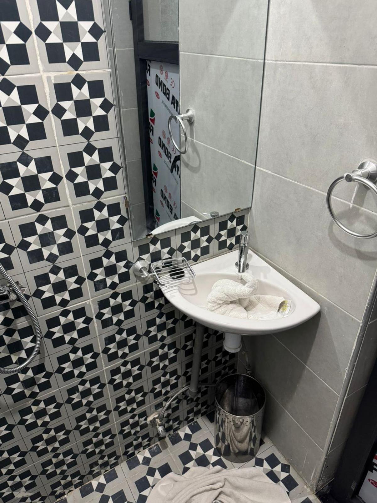Habitación Triple Confort con ducha