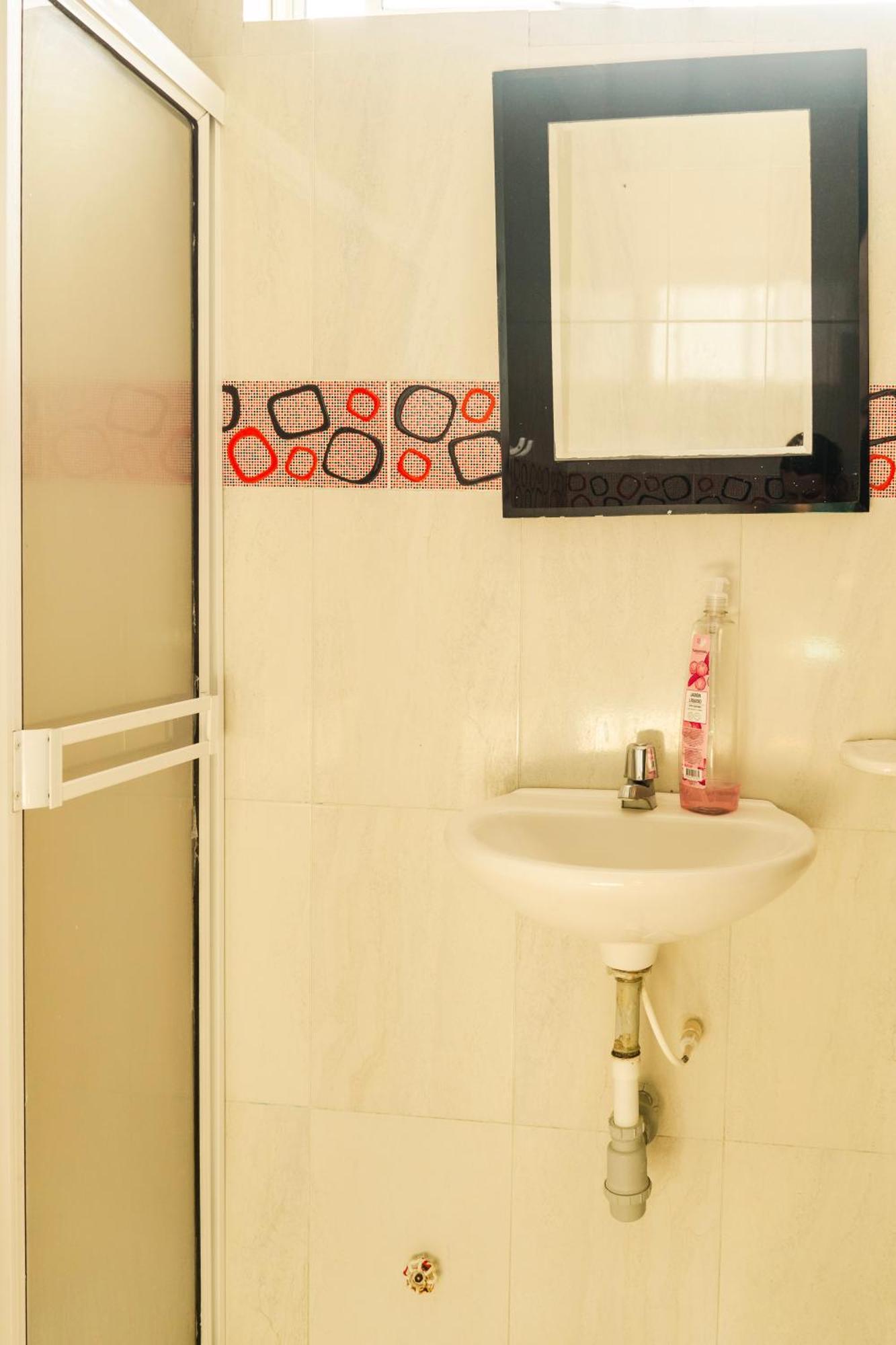 Camera Matrimoniale Standard con Bagno in Comune