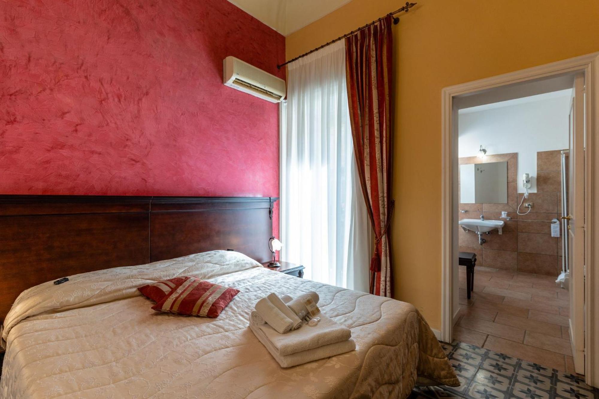 Double or Twin Room,1742751988:JPEG