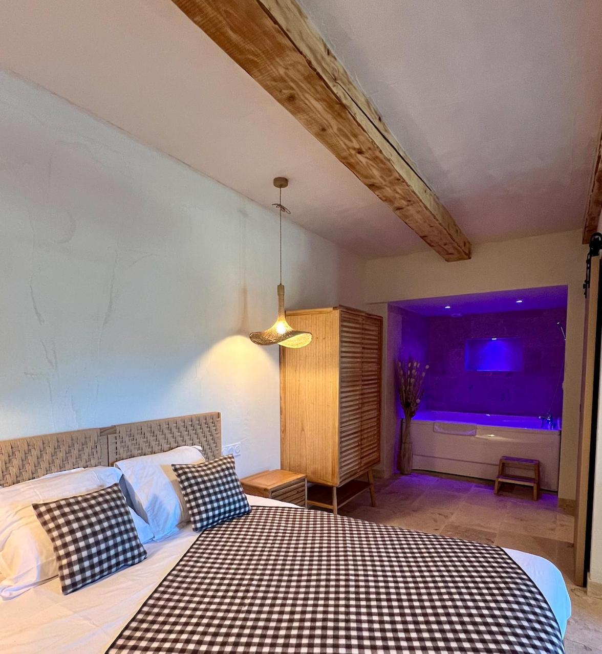 Suite Lit King-Size avec Baignoire Spa