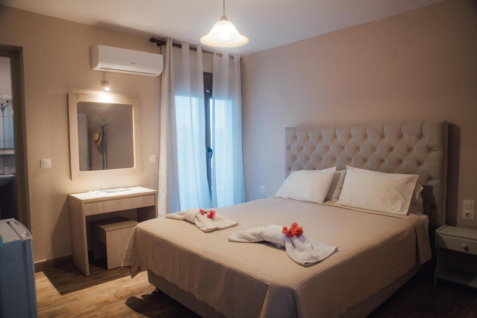 Double Room with Sea View,1743261573:JPEG