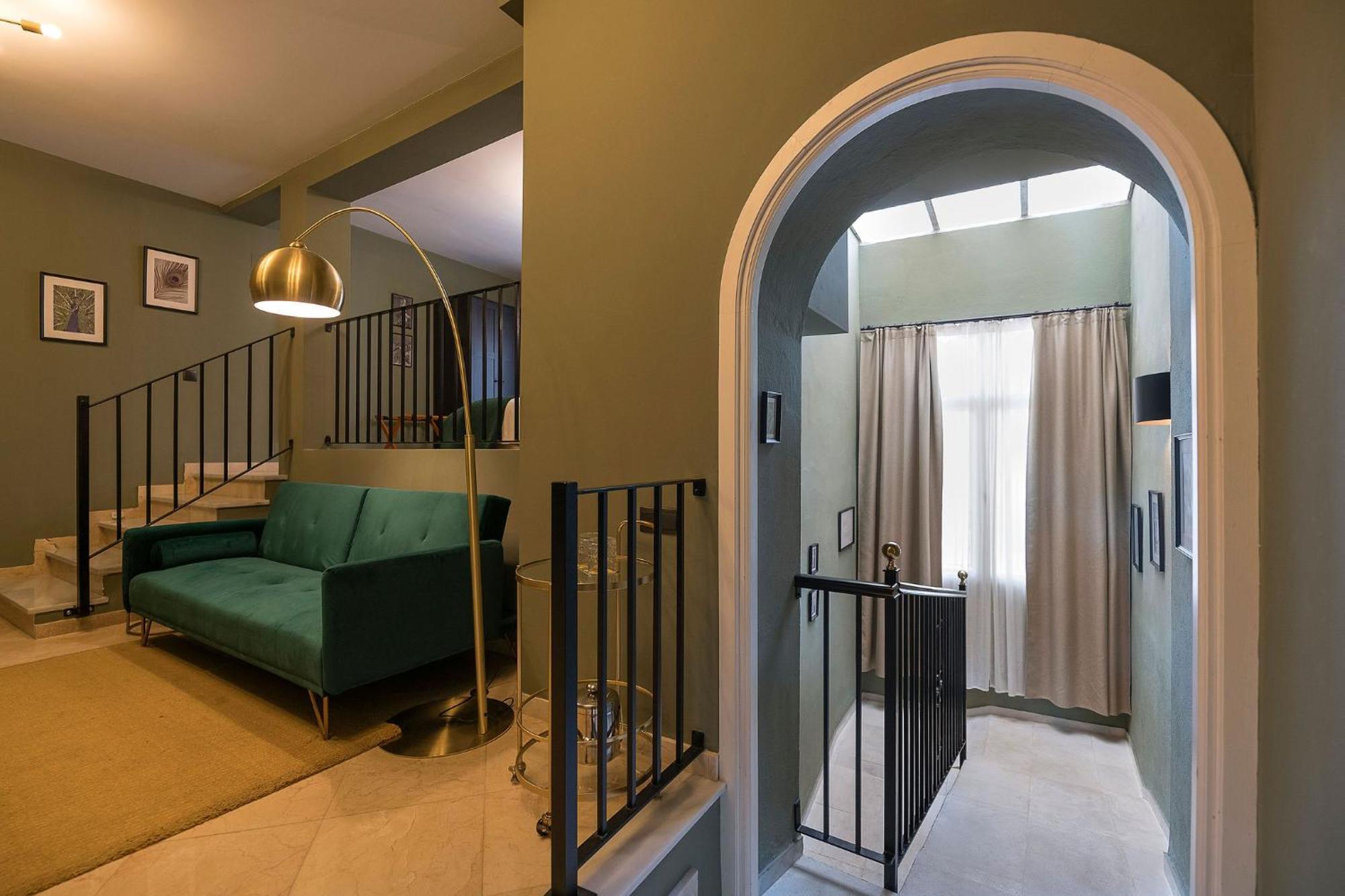 Deluxe King Suite,1766791413:JPEG