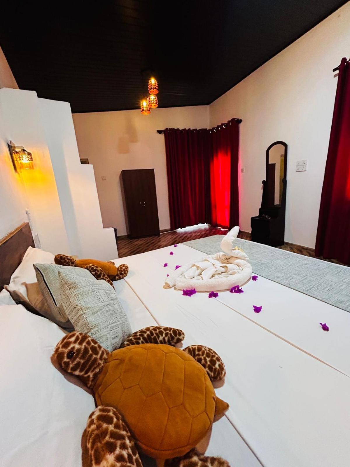 Deluxe Double Room Side Sea View