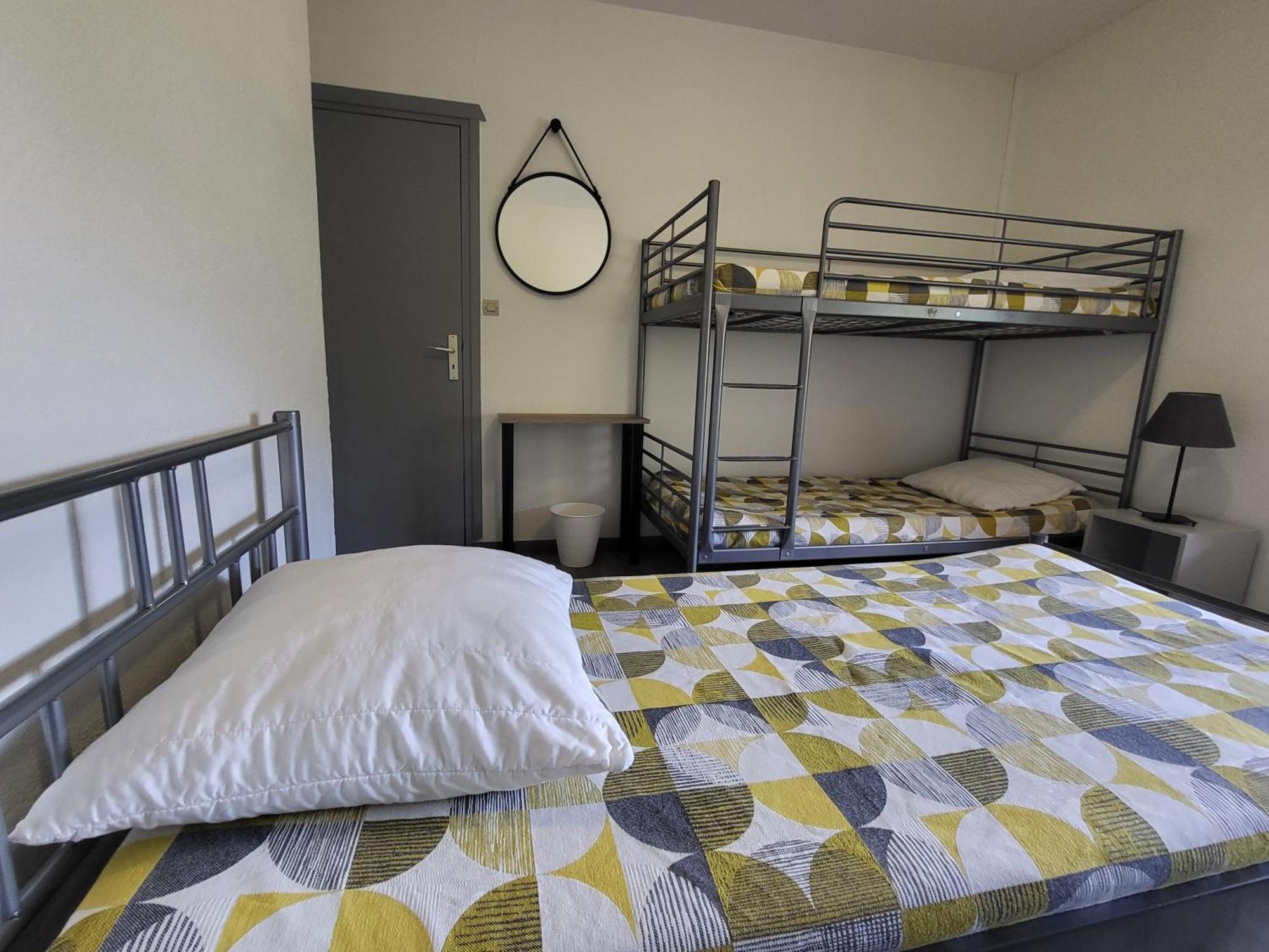 Chambre Simple Standard avec Salle de Bains Commune