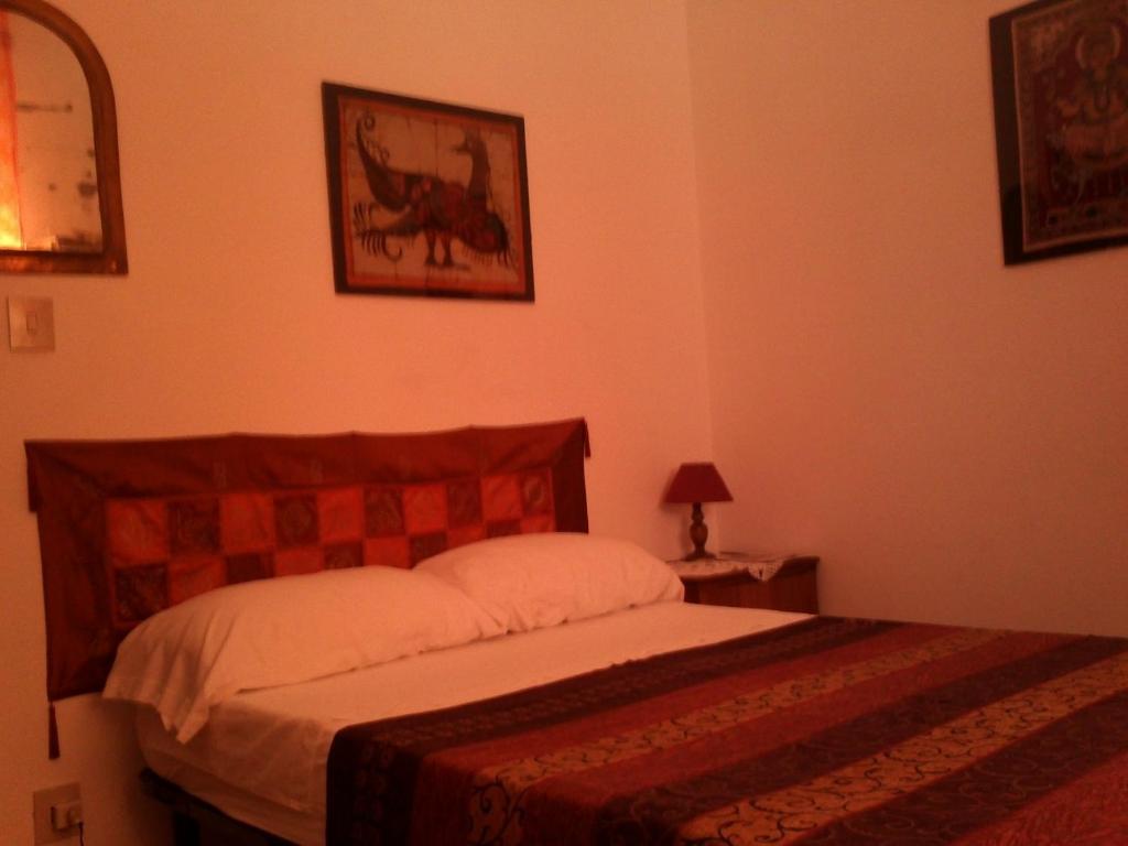 Camera Singola con Bagno in Comune