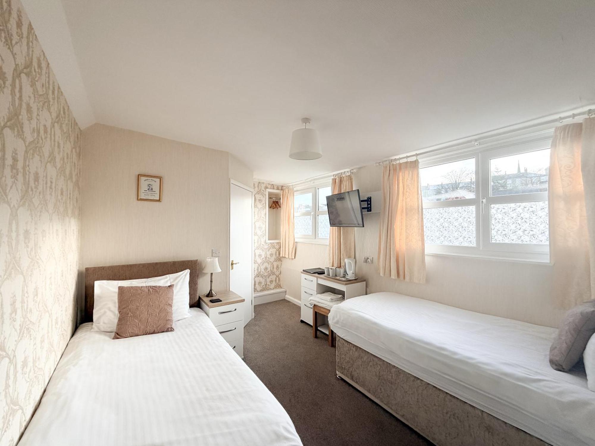 Standard Twin Room Second Floor