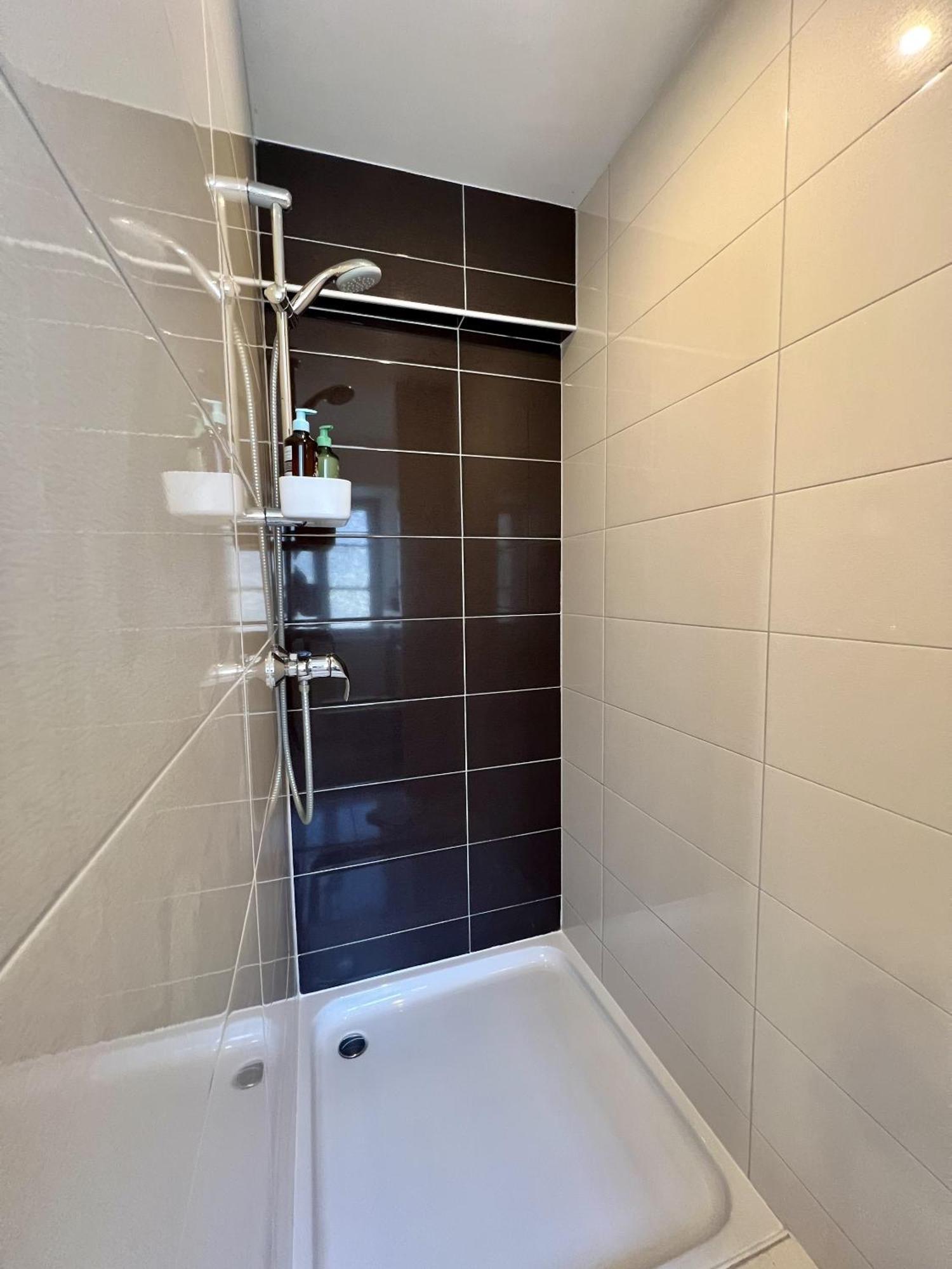 Driepersoonskamer met Douche