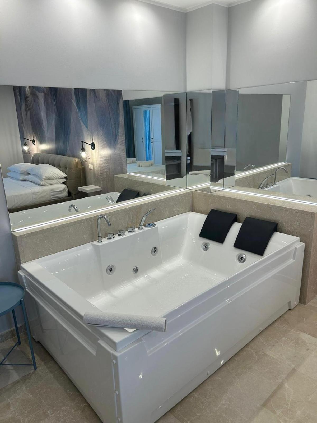 Suite Queen con Vasca Idromassaggio