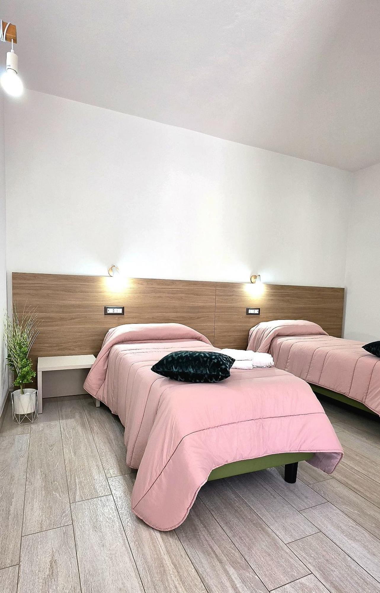 Comfort Triple Room Shower