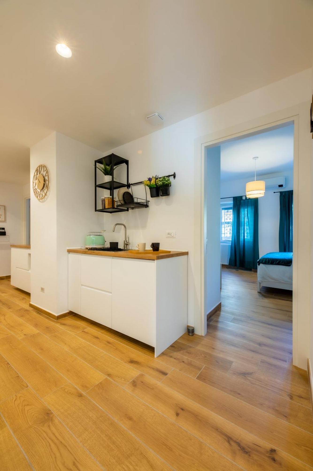 Double Room Private Bathroom