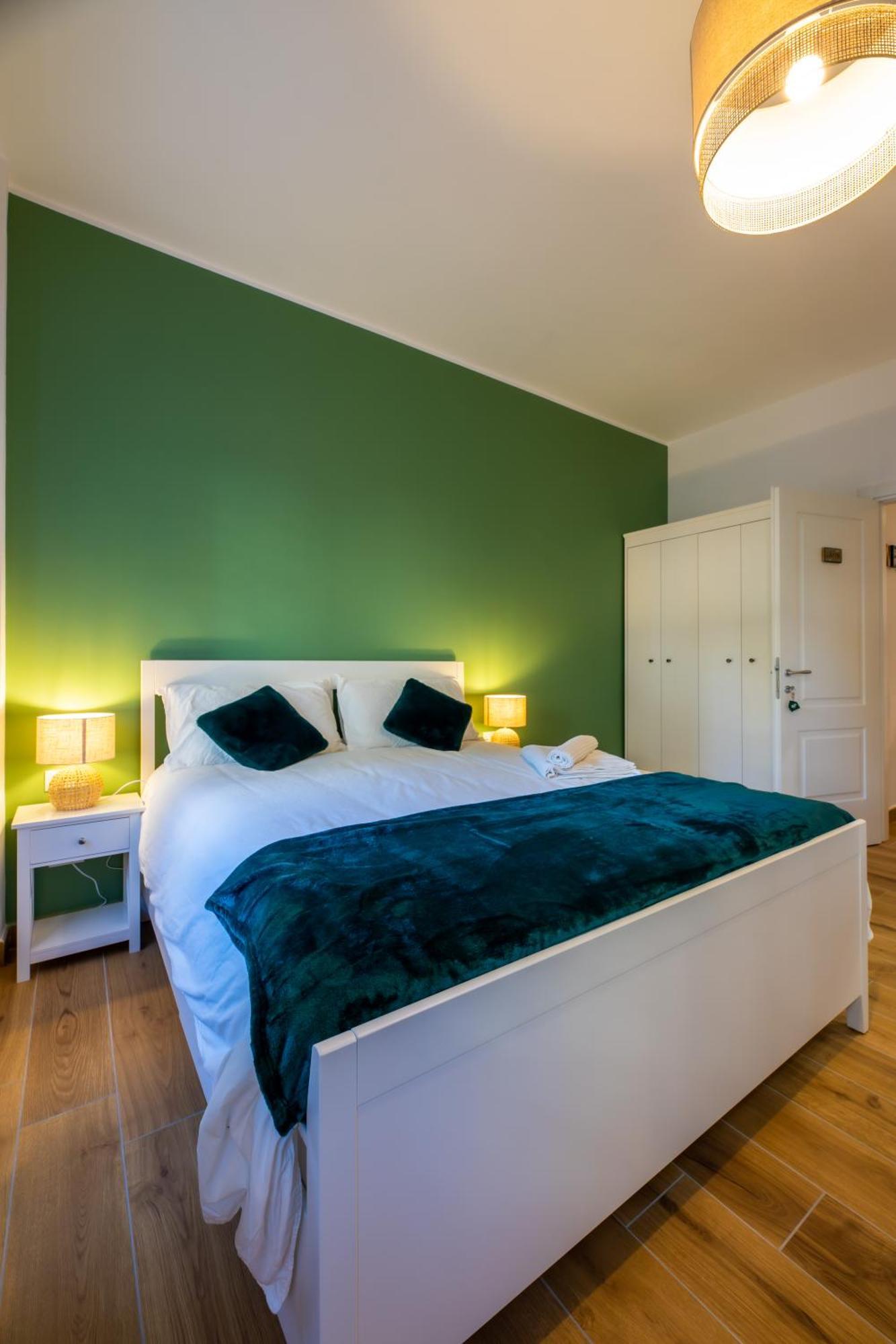 Double Room Private Bathroom