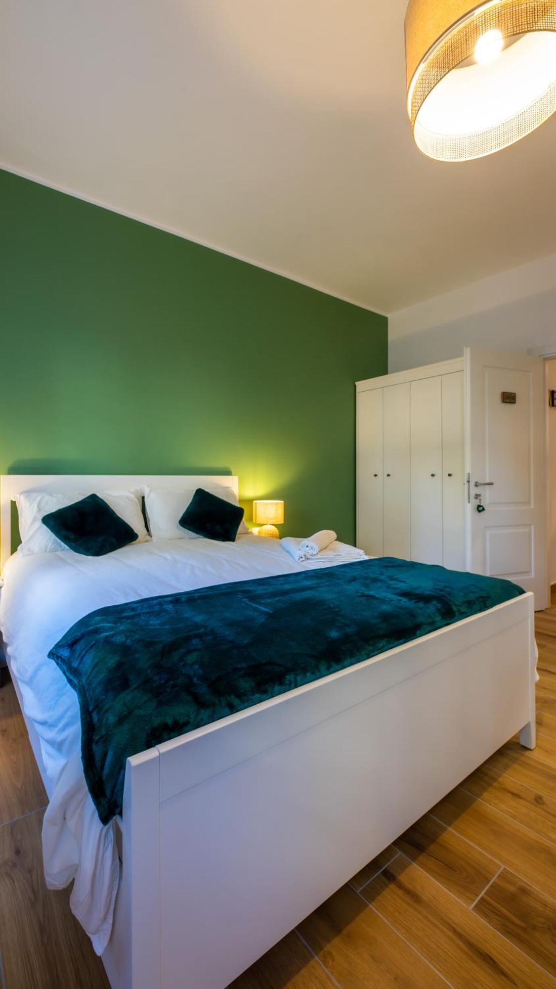 Double Room Private Bathroom