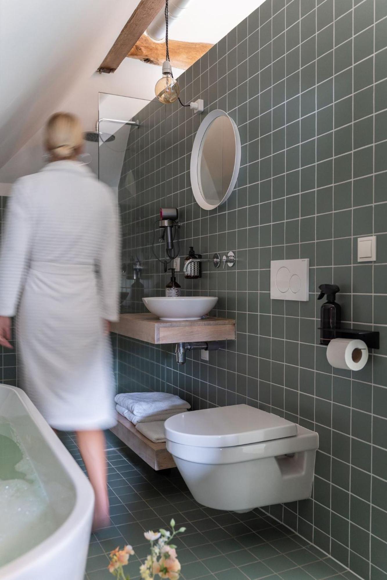 Twin Room Bathroom