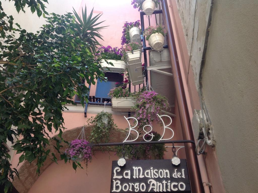 Camera Matrimoniale/Doppia con Letti Singoli con Balcone