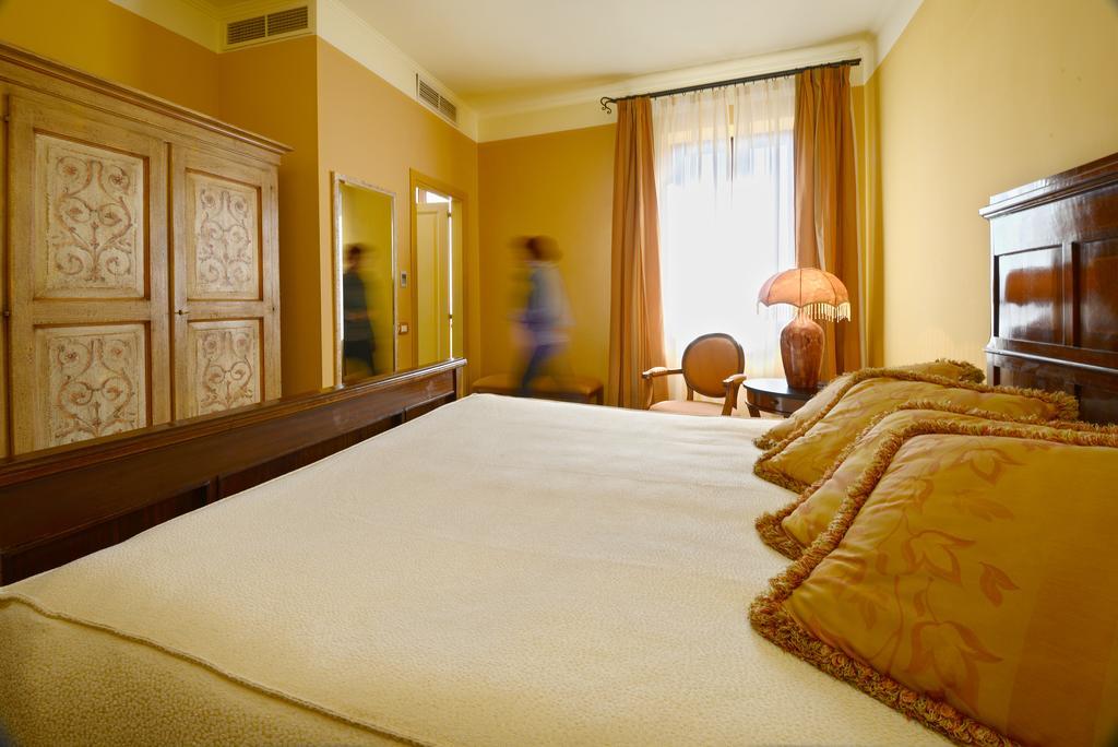 Standard Double Room,49936728:JPEG