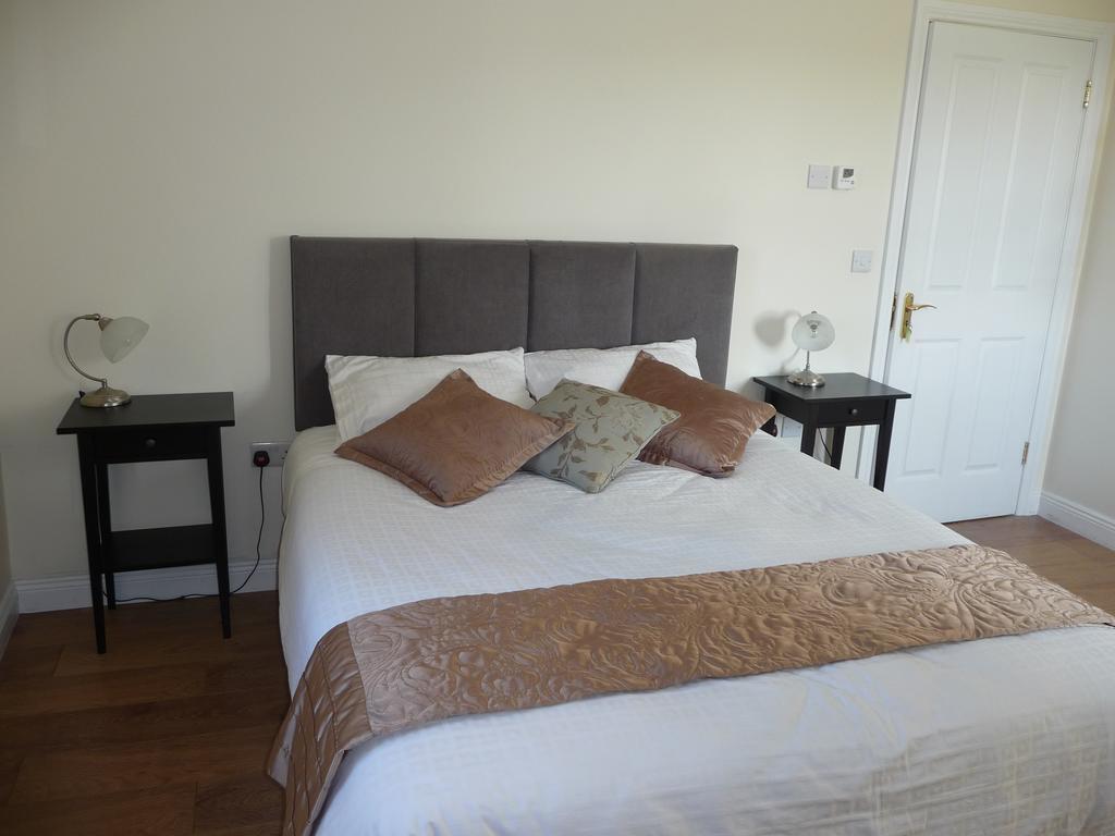 Double Room Private Bathroom