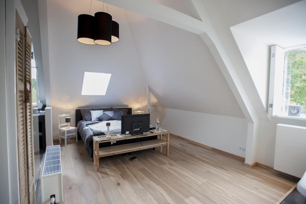 Deluxe Double Room Bath