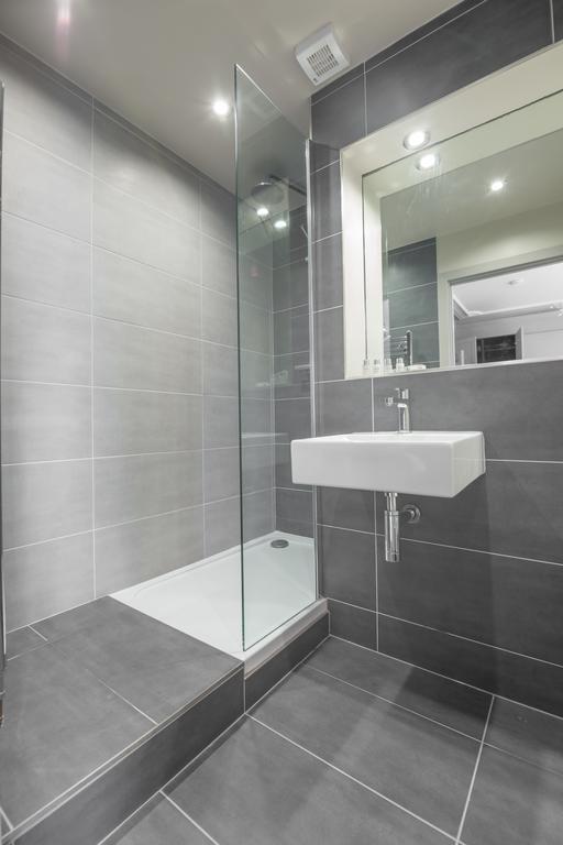 Deluxe King Room (St Bede)