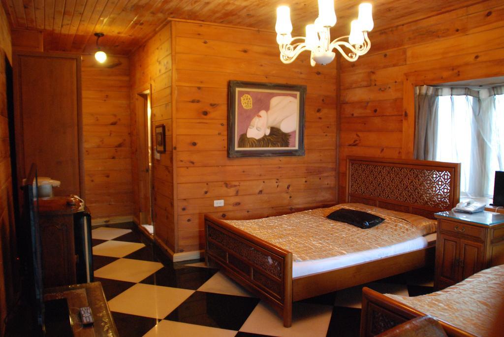 Deluxe Family Room,402890433:JPEG