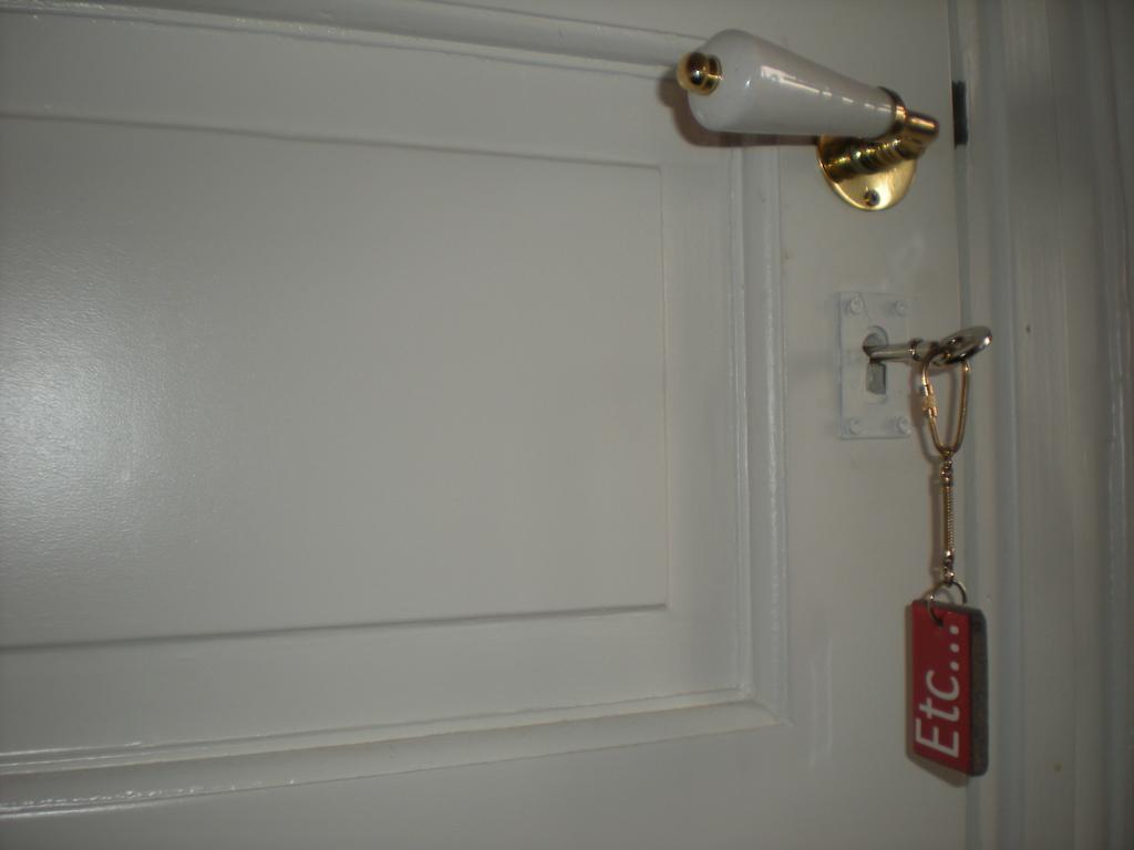 Chambre Quadruple avec Salle de Bains Privative