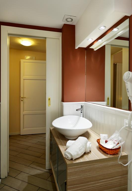 Classic Quadruple Room,231558505:JPEG