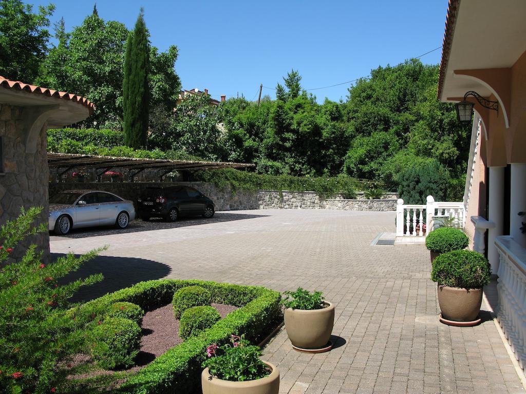 Driepersoonskamer met Terras