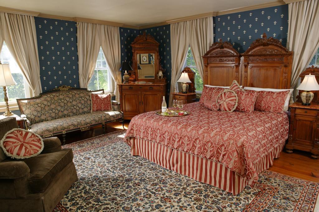 Deluxe King Room,1525457443:JPEG