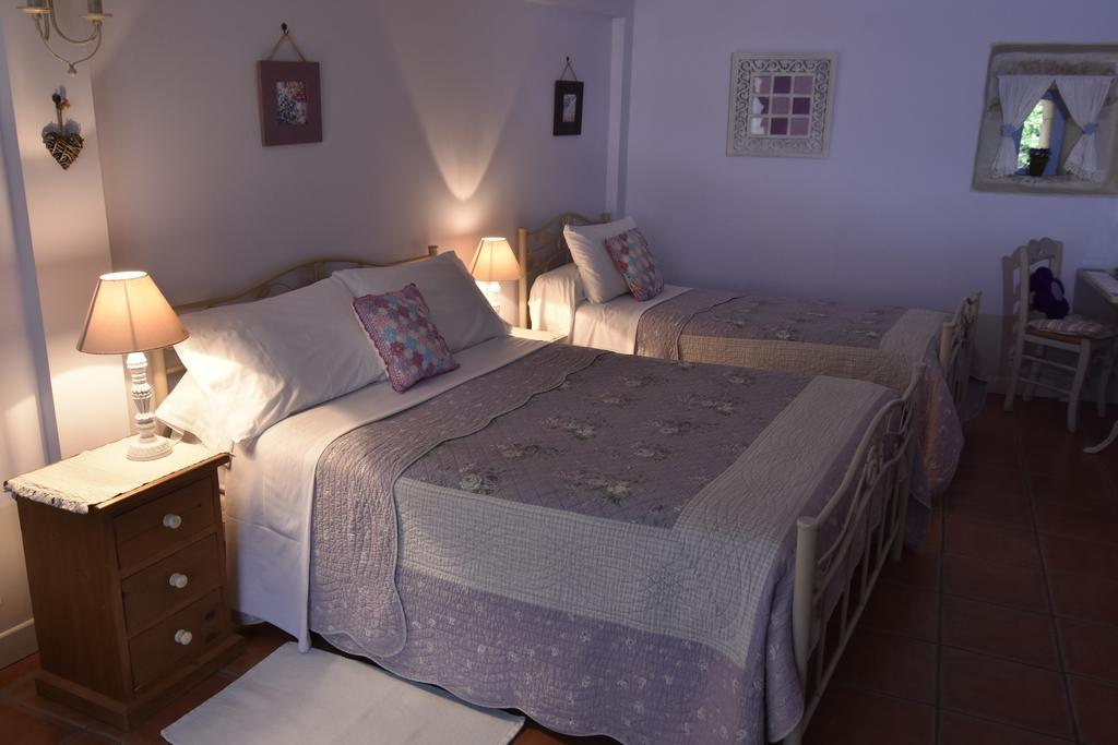 Chambre Familiale avec Salle de Bains Privative