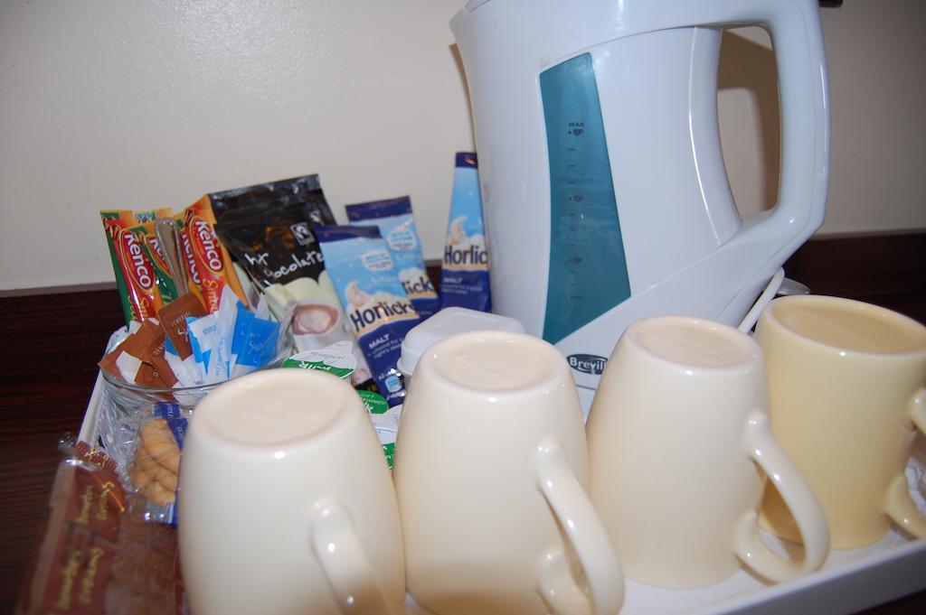 Twin Room,1206564700:JPEG