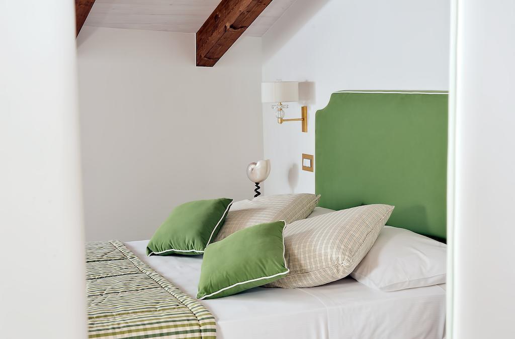 Double Room,244687009:JPEG