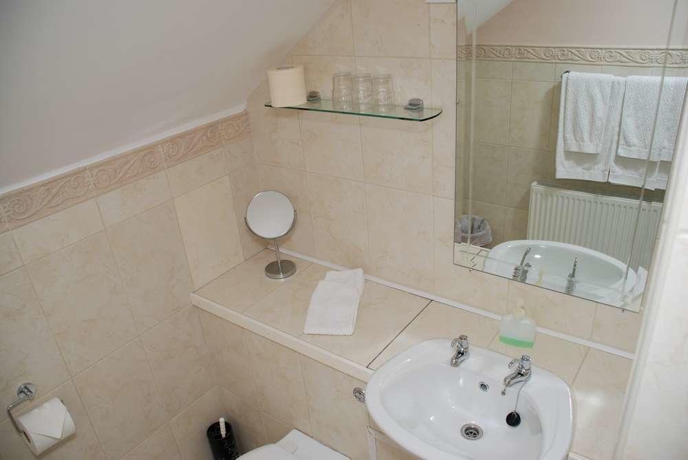 Double Room,246189677:JPEG