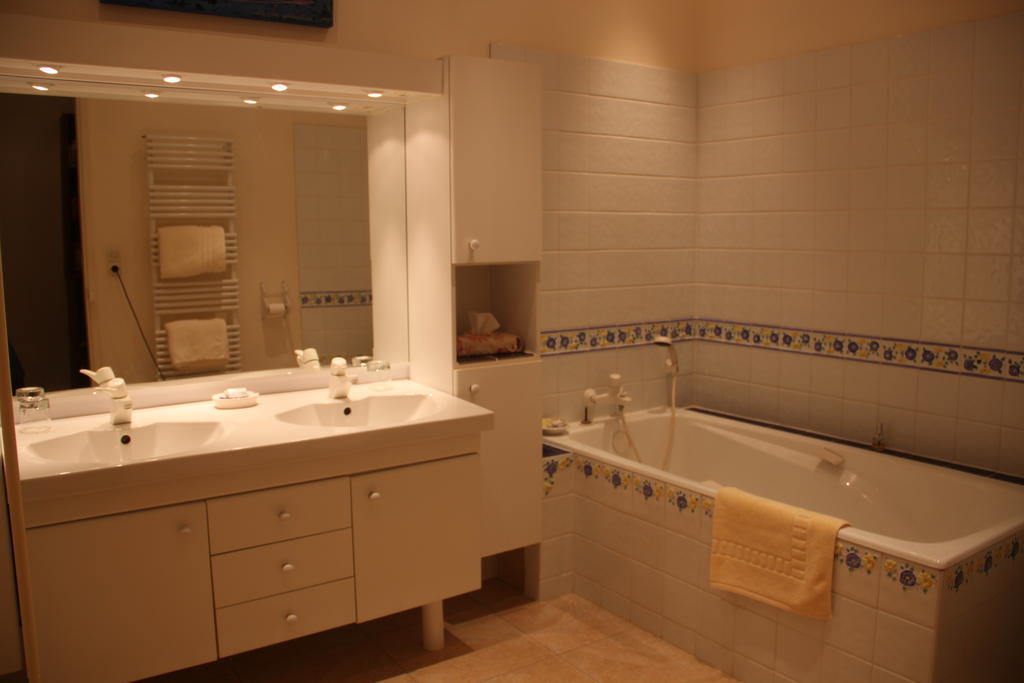 Family Suite,247245477:JPEG