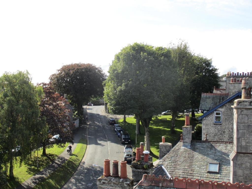 Small Double Room,1362651242:JPEG