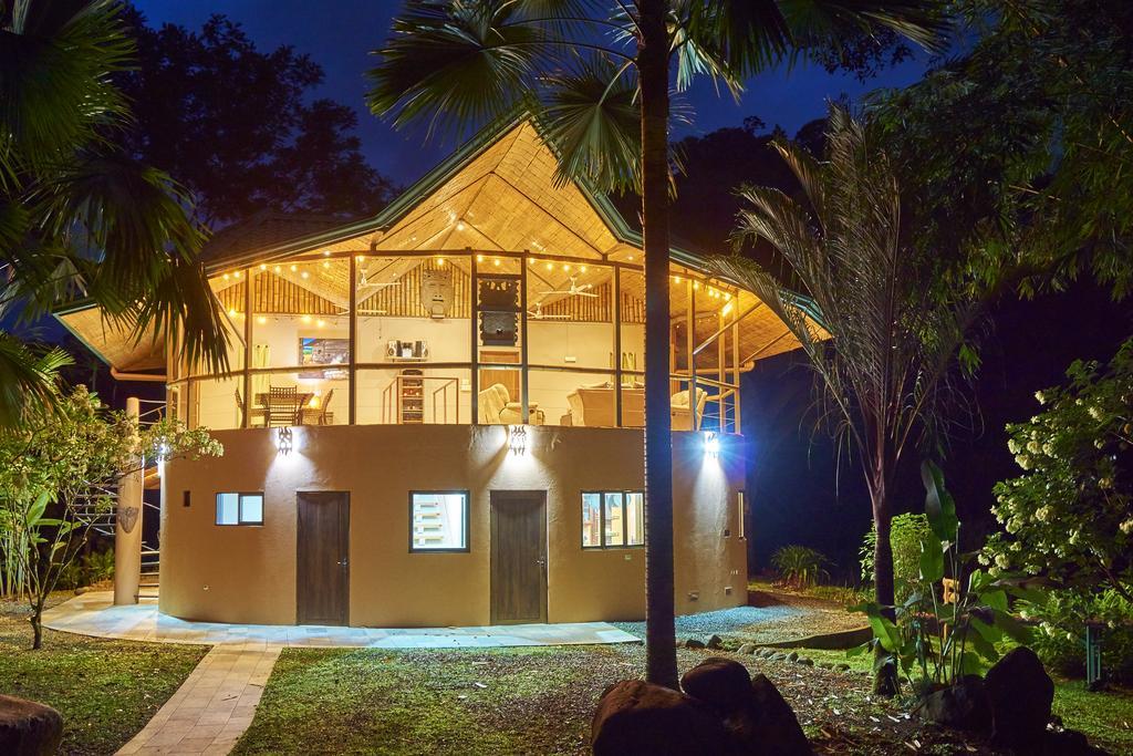 Holiday Home,325010494:JPEG