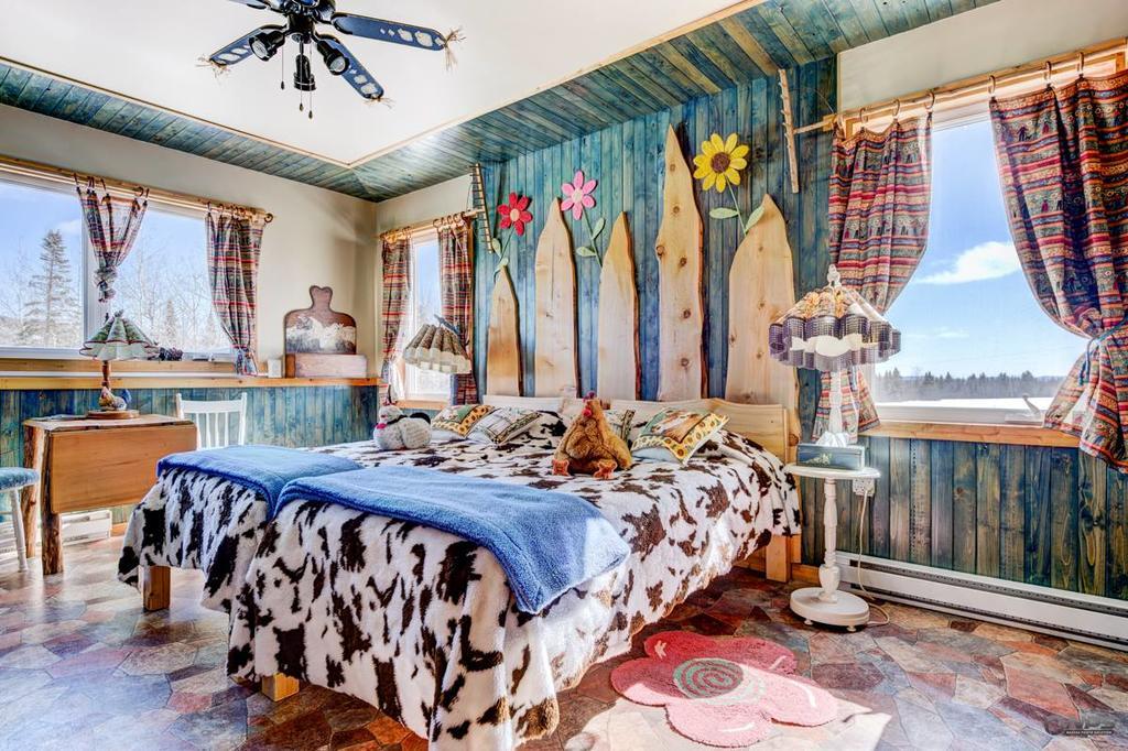 Chambre Double avec 2 Lits Simples et Salle de Bains Privative